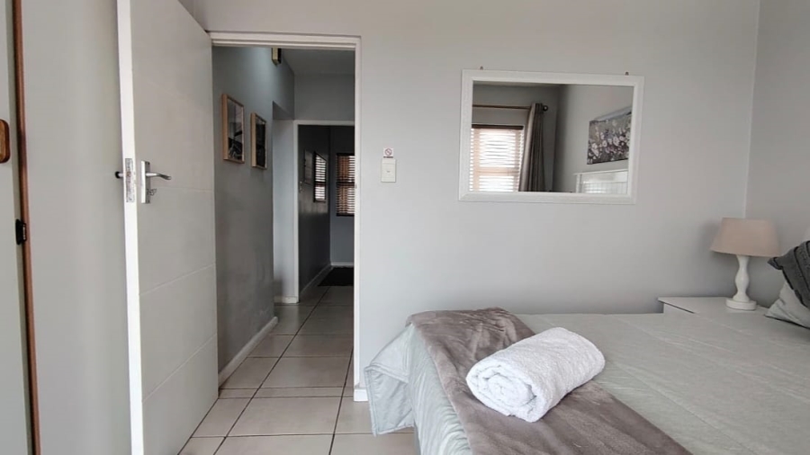 2 Bedroom Property for Sale in De Bakke Western Cape